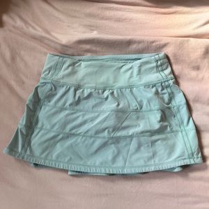 Lululemon skirt size 2